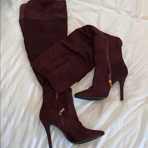 Women’s plum 8.5 heeled thigh high boots